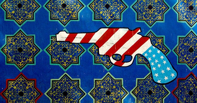 After the Iranian hostage crisis (1979-1981), the walls of the former US embassy were covered in mostly anti-US murals. Image credit: Wikimedia (Phillip Maiwald)