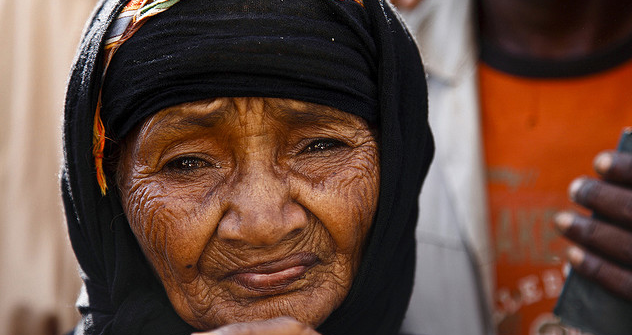 A woman at the Mazrak Refugess Camp, north-west Yemen. Image Credit: Flickr (IRIN Photos) Creative Commons.