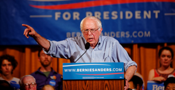 US Senator of Vermont Bernie Sanders in Littleton NH on August 24th, 2015. Photo Source: Michael Vadon (Flickr). Creative Commons. 