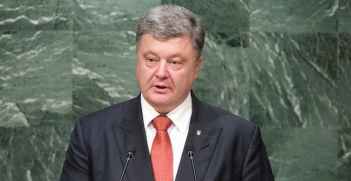 President Poroshenko addresses the United Nations. Photo source: IISD Reporting Services (Flickr). Creative Commons.