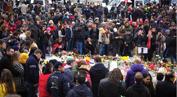 Gathering in Brussels in remembrance of terror attack victims. Photo source: Valentina Calà (Flickr). Creative Commons. 