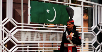 Waga border between India and Pakistan. Photo source: Torsum Khan (Flickr). Creative Commons.