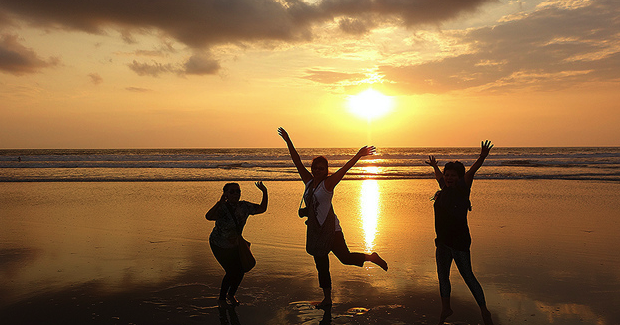 Kuta_Beach. Photo Credit: Farley Roland Endeman (Flickr) Creative Commons