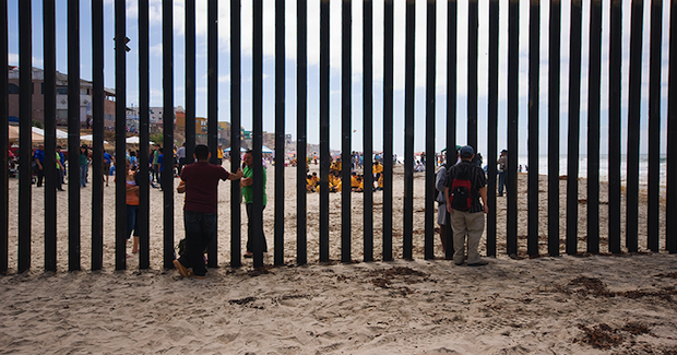 US-Mexico Border. Photo Credit: Brian Auer (Flickr) Creative Commons