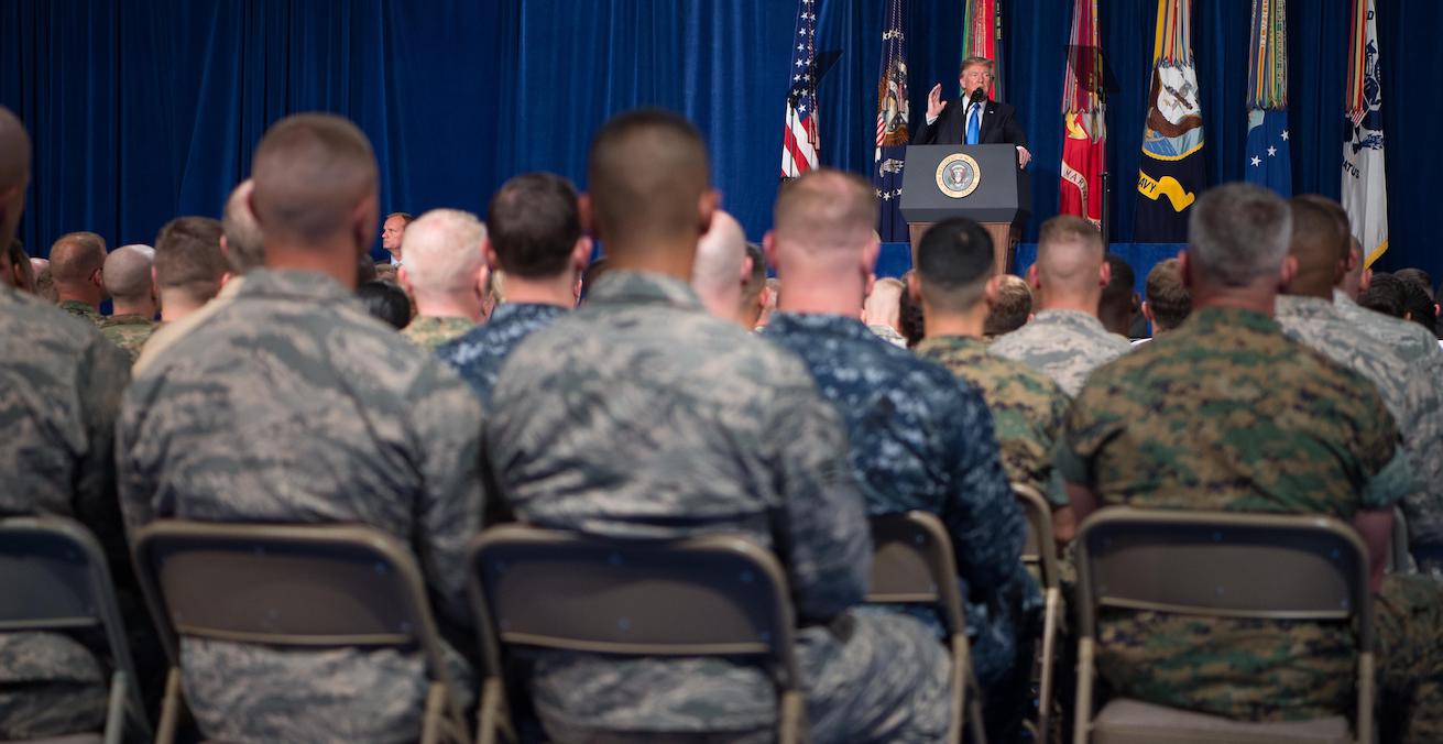 President Trump Address at Fort Meyer on South Asian Strategy / Photo by Army Sgt. Amber I. Smith, US Joint Chiefs of Staff.