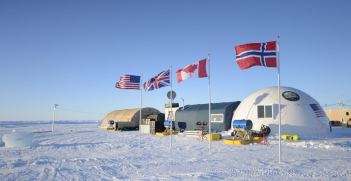 US Navy ICE X exercise, with participant countries from Canada, the UK and Norway participated, 13 March 2016 (Credit: Wikimedia Commons US Navy)