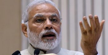 Prime Minister Modi meeting with Kashmir's Chief Minister Mufti Mohammad Sayeed in 2015, Source: Flickr, Headlines View, https://bit.ly/2M28wio