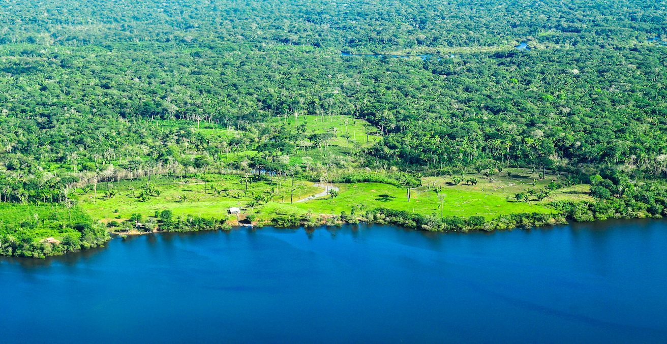 Aerial view of the Amazon Rainforest, Source: CIFOR, Flickr, https://bit.ly/2plNSQi