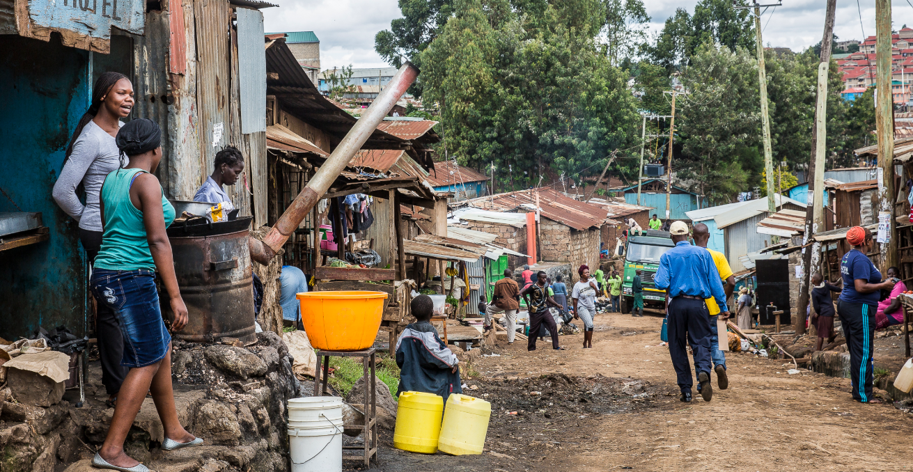 Kibera slum Nairobi Kenya. Source: Ninaras https://bit.ly/39nTYB4