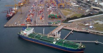 Sydney container port. Source: Aaron Jacobs https://bit.ly/2Yt39xz